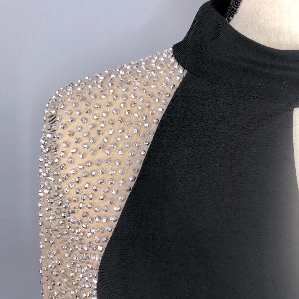 Xscape BEADED STRETCH KNIT Formal MIDI Dress Black Long Sleeve Keyhole
Neckline